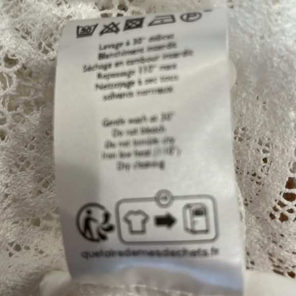 Still online and regular price - Sezane Chlo Shirt/blouse “lace” button down. - Picture 4 of 4